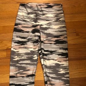 Aerie Chill Play Move Leggings